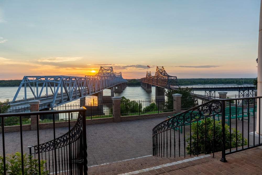 Things to Do in Vicksburg MS near our Bed and Breakfast. Photo of the bridges heading into our charming small town