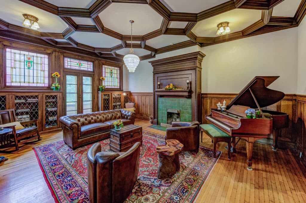 Stay at One of the Most Romantic Boutique Hotels in Vicksburg MS 4 The Gentlemen's Drawing Room of one of the most romantic Boutique Hotels in Vicksburg MS.