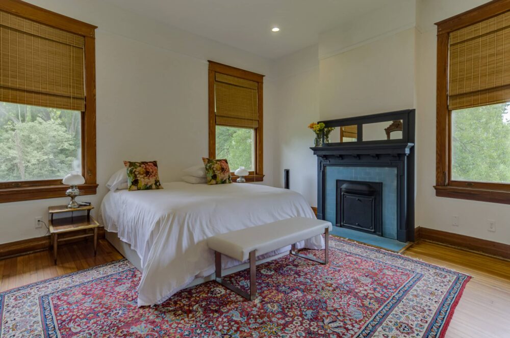 Top Ten Things to Do in Vicksburg 2 Bedroom at our Bed and Breakfast in Mississippi. with fireplace